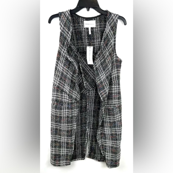 BCBGeneration Sweaters - BCBGeneration Women’s Black Sleeveless Knit Open Sweater Size XS